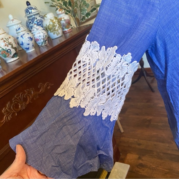 Lilly Pulitzer Blue Chambray Bell Sleeve Top with Lace Trim – Size L - Picture 3 of 7
